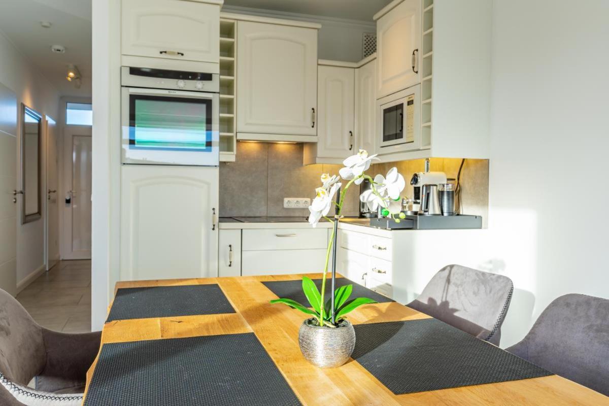 Scharbeutz 2- Zimmer- Luxus Apartment Mit Eigener Sauna エクステリア 写真